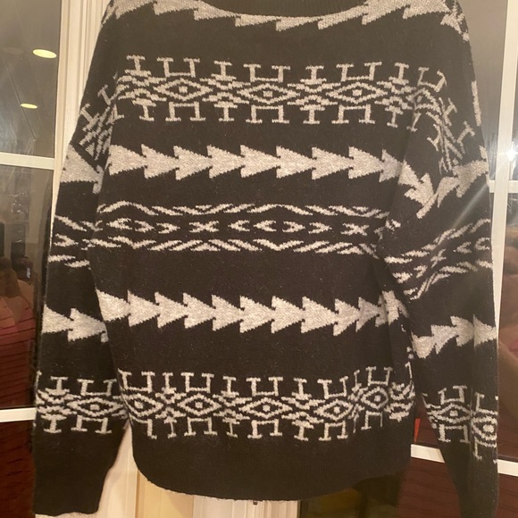 Top - Picture 1 of 3